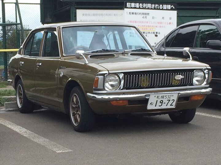 Toyota Corolla (KE20, TE20) 2 поколение, рестайлинг, седан (08.1971 - 07.1972)